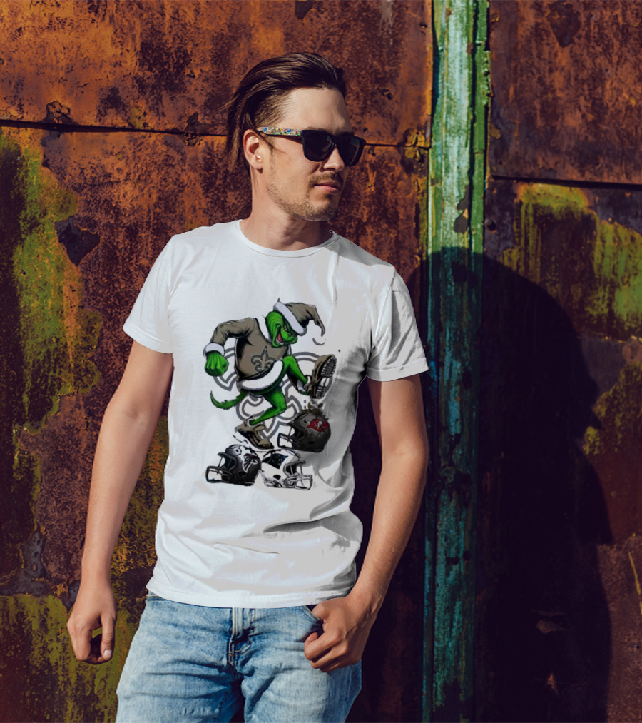 Grinch Crushes Rival NFL Teams In New Orleans Saints Gear T-Shirt