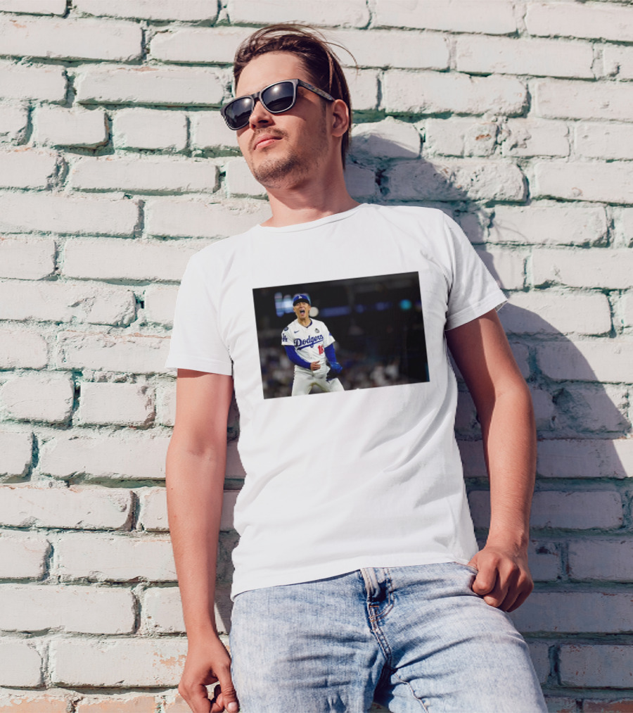 Los Angeles Dodgers Yoshinobu Yamamoto Dialed In World Series Excitement T-Shirt