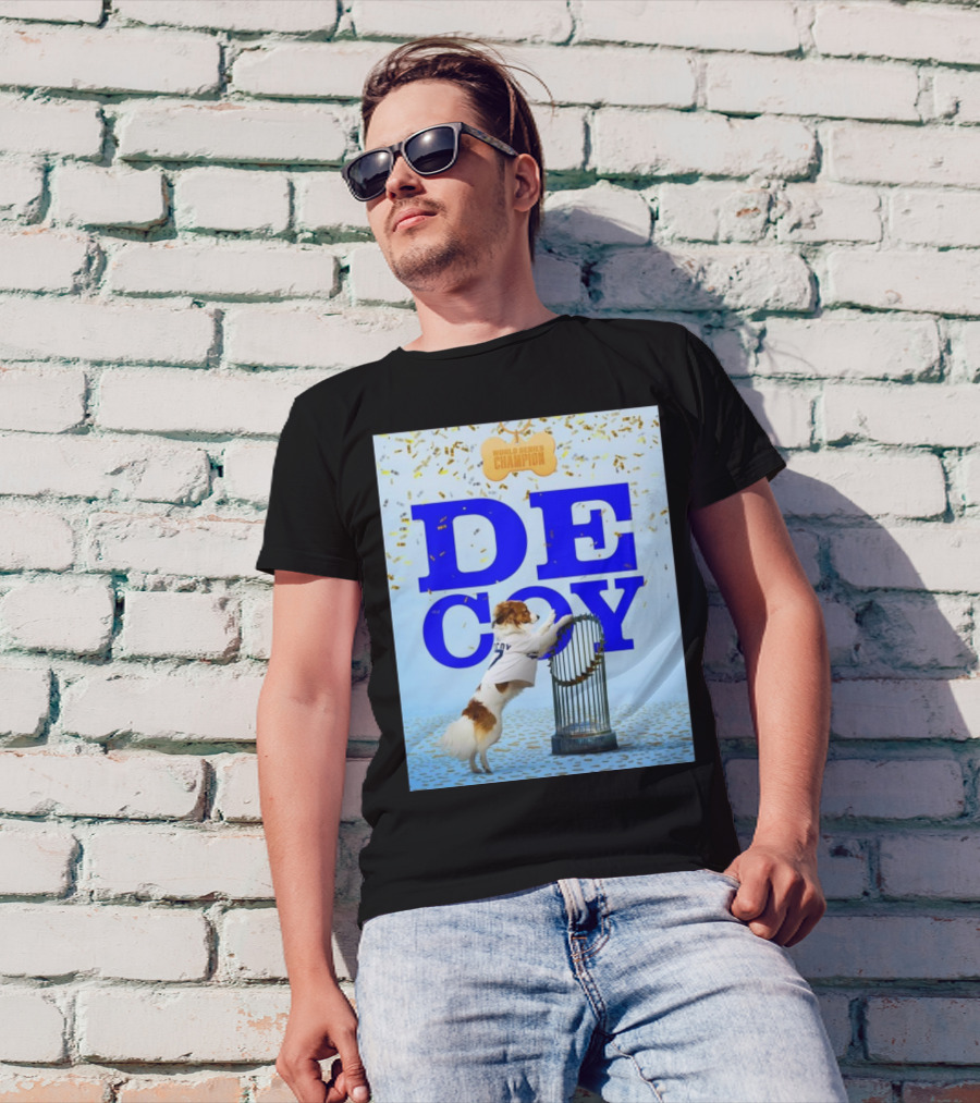 World Series Champion Decoy 2024 Dog And Trophy T-Shirt