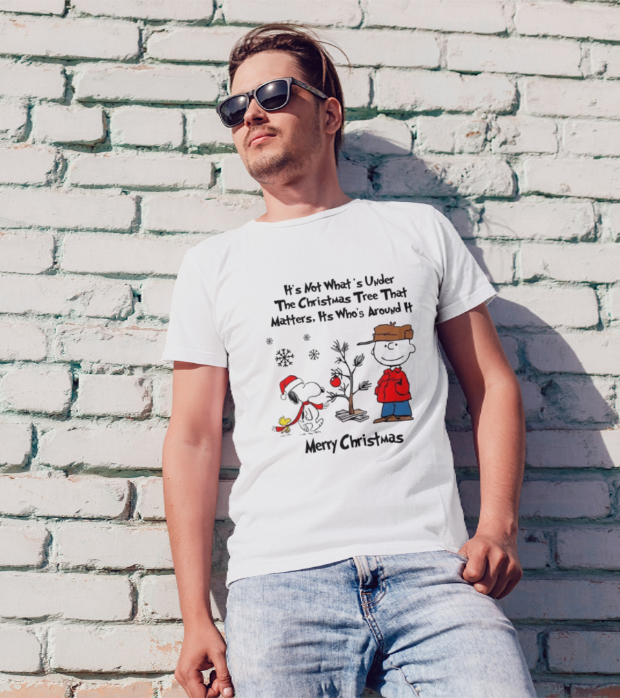Snoopy Charlie Brown Woodstock Christmas Tree Matters Merry Christmas T-Shirt