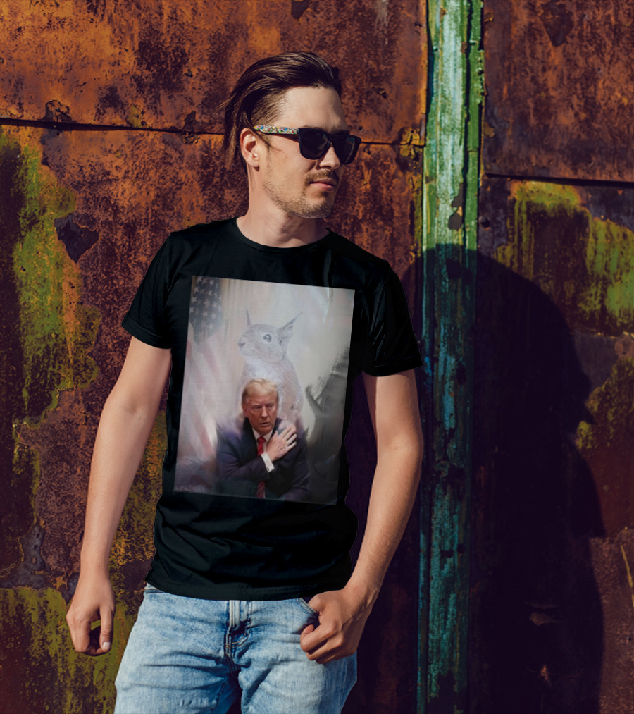 Peanut Walked So Donald Trump Could Run Squirrel And American Flag Reflection T-Shirt