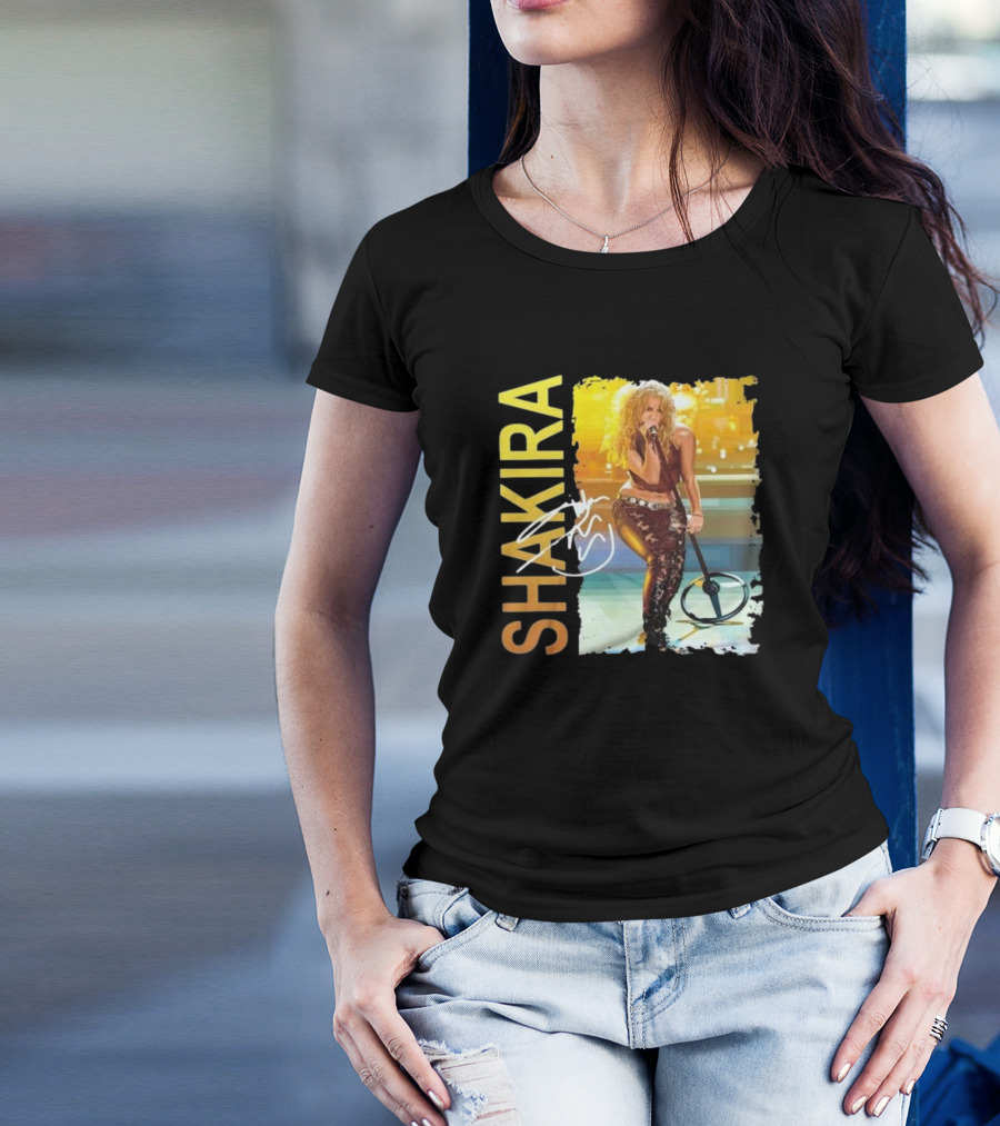 SHAKIRA Baila Asi Facturan Christmas 2024 Performance T-Shirt