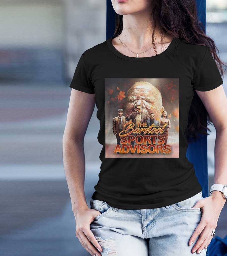 Advisors Season 7 Cover With Cast And Giant Face Background T-Shirt