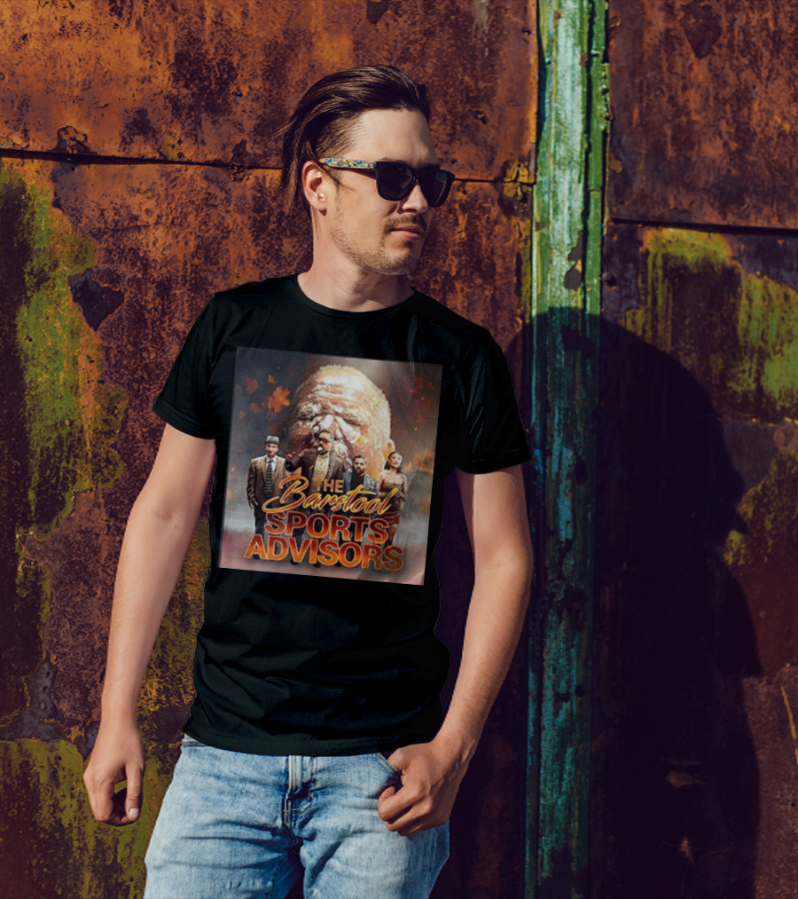 Advisors Season 7 Cover With Cast And Giant Face Background T-Shirt