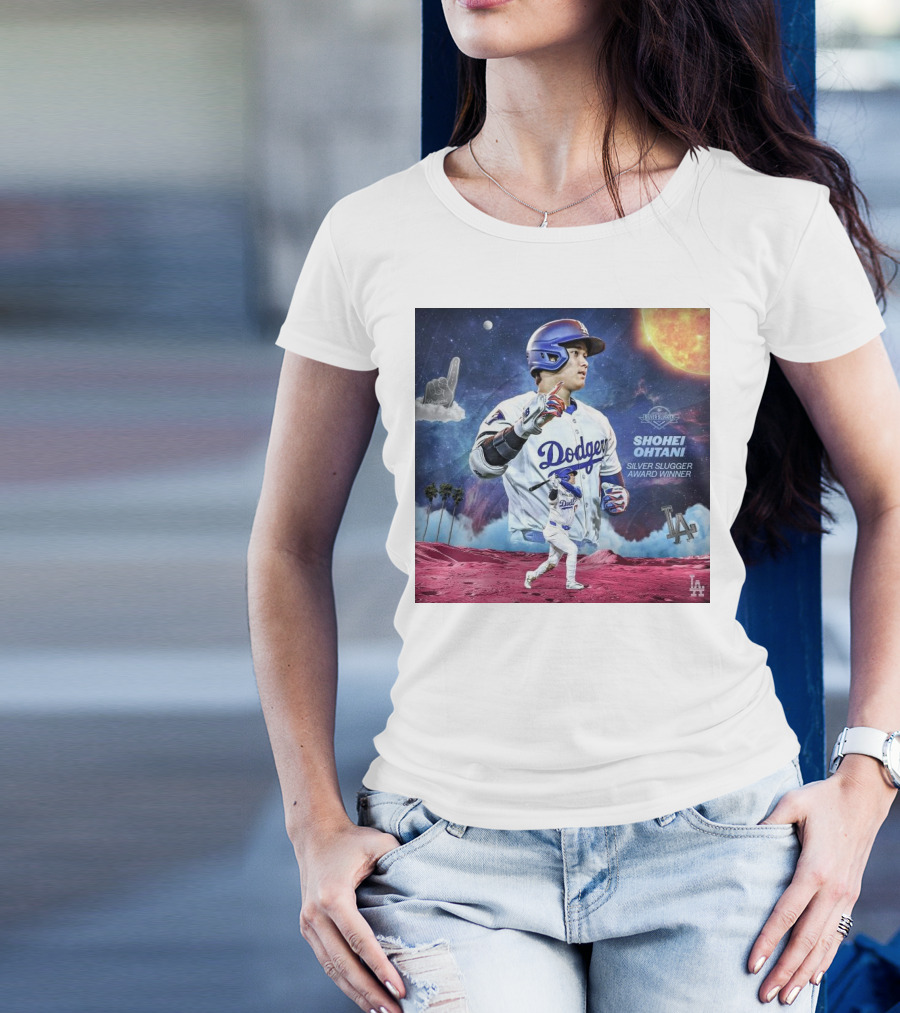 Shohei Ohtani Dodgers MLB Silver Slugger Award Winner Moon Scene T-Shirt