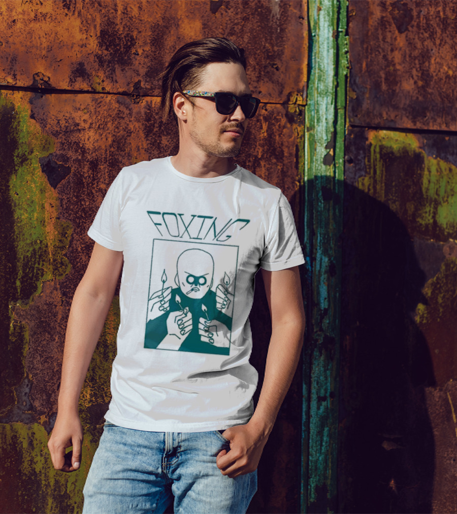 FOXING Cigman White Mysterious Smoker With Matches T-Shirt