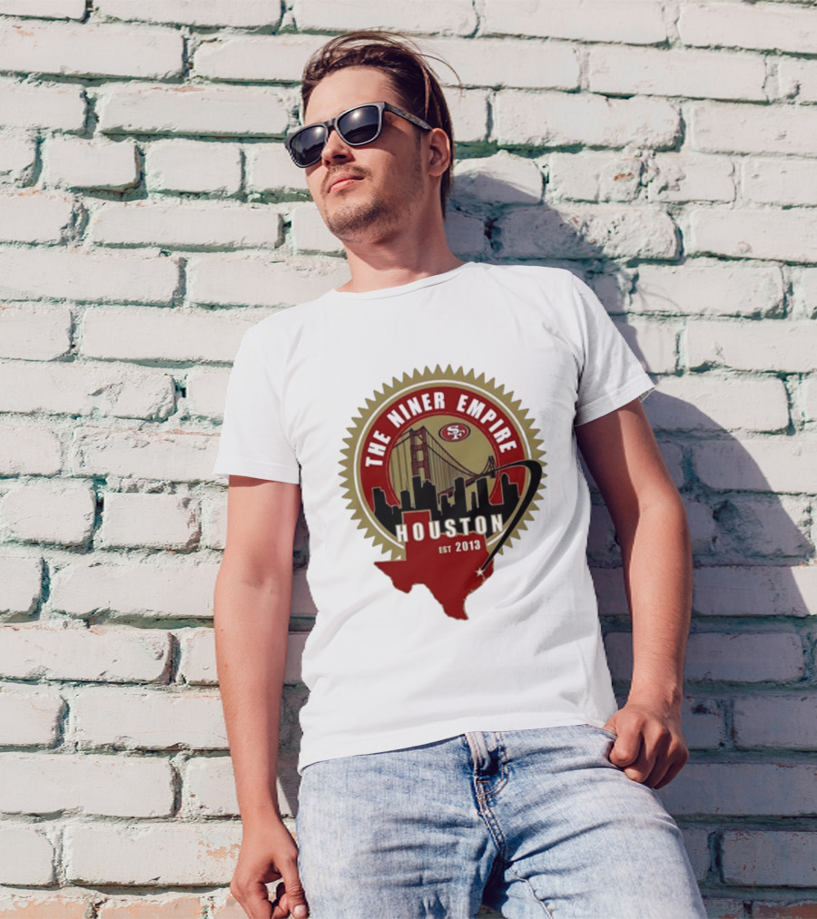 San Francisco 49ers NFL The Niner Empire Houston Est 2013 Golden Gate Bridge Skyline Badge T-Shirt