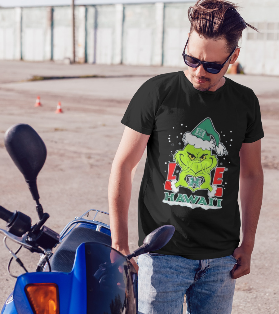 The Grinch Love Hawaii Rainbow Warriors Football Christmas T-Shirt