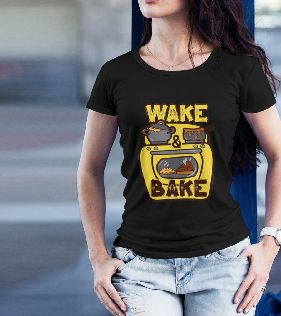 Wake Bake Thanksgiving Turkey Feast Meal Dinner Chef Funny Cooking T-Shirt