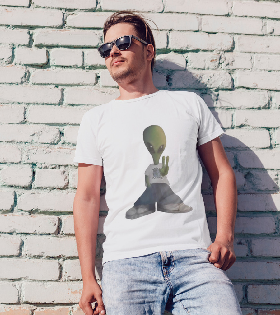Save Earth Alien Peaceful Message T-Shirt