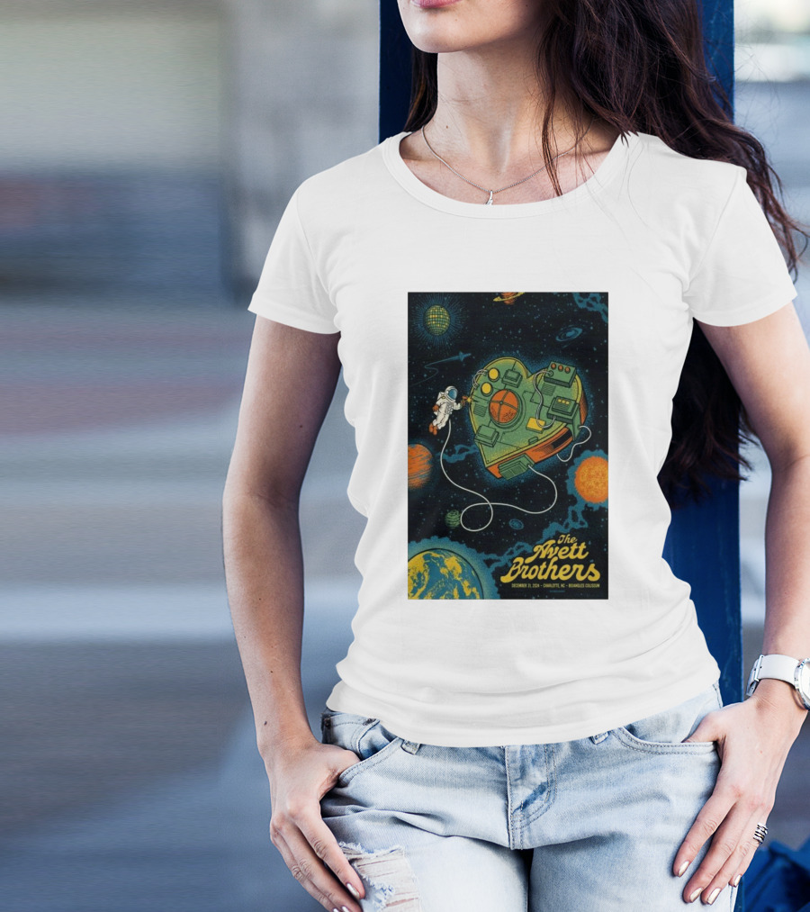 The Avett Brothers Dec 31 2024 Charlotte NC Bojangles Coliseum Space Heart Astronaut T-Shirt