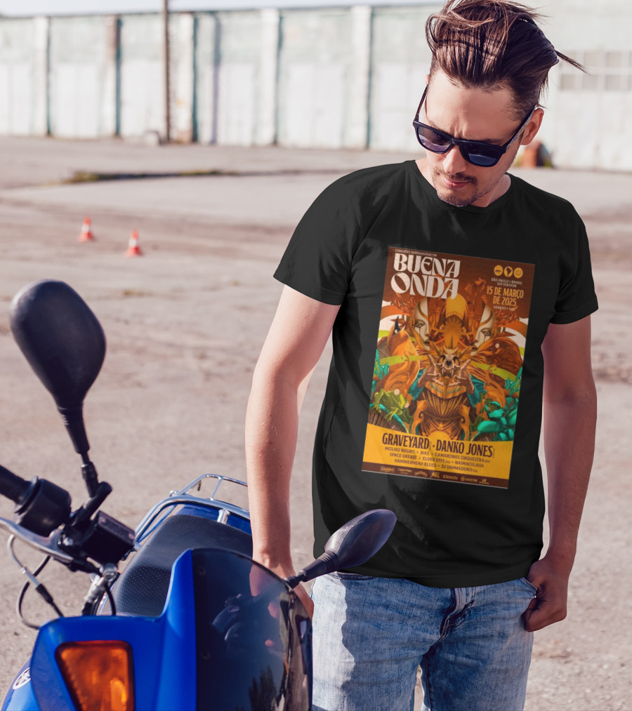 Buena Onda São Paulo Brazil Mar 15 2025 Graveyard Danko Jones Molino Negro Bike Camarones Orquestra Guitarrística T-Shirt