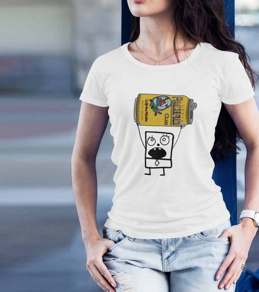 Doodlebob Holding Pacifico Clara La Cerveza Del Pacifico Beer Can T-Shirt