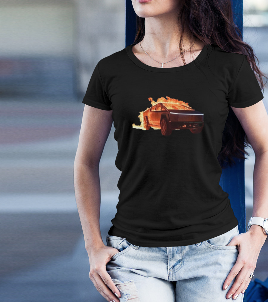 TexasTSLA Cybertruck Resilient To Explosions In Fiery Display T-Shirt