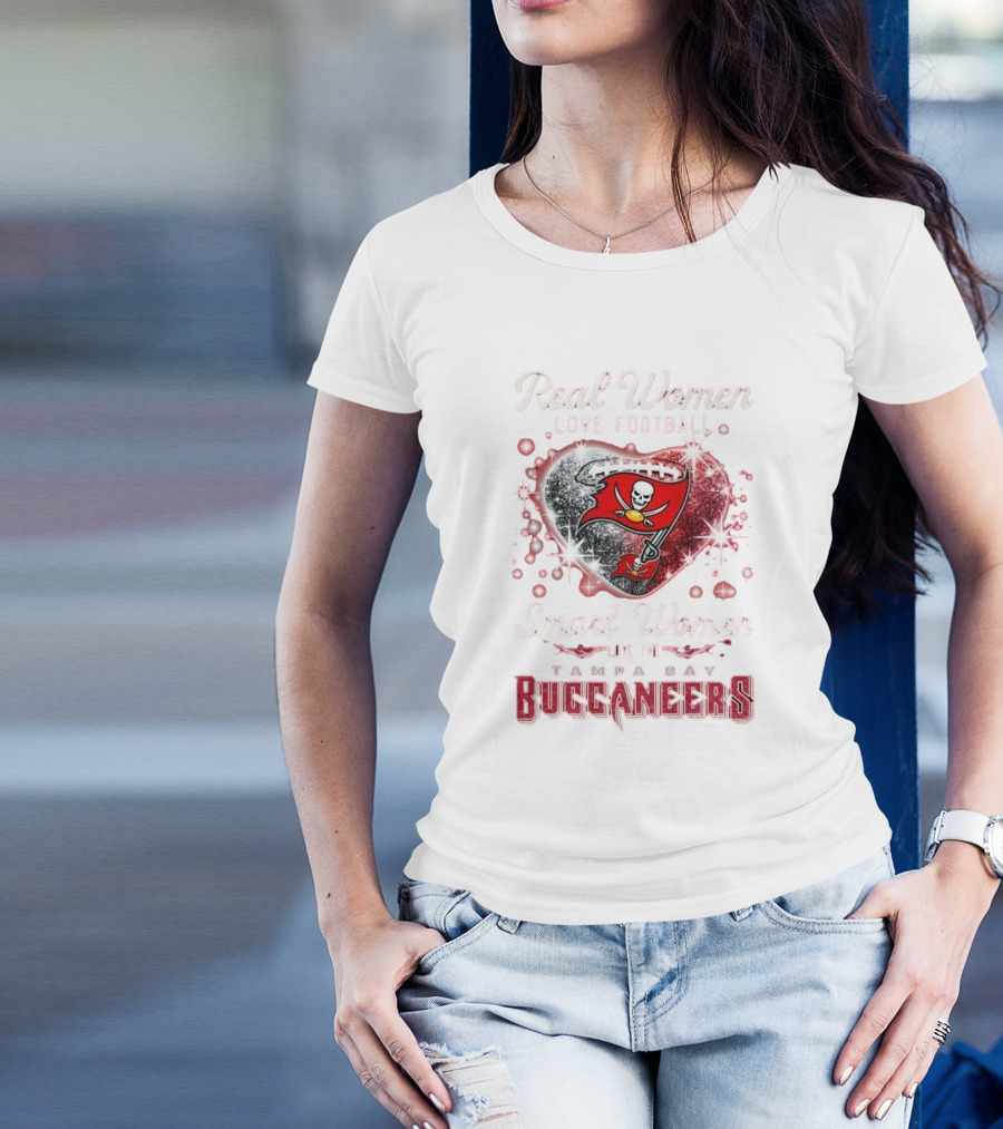 Real Women Love Football Smart Women Love The Tampa Bay Buccaneers Heart T-Shirt