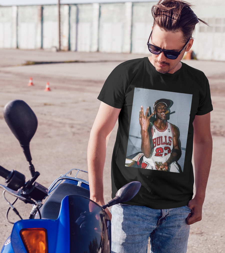 Chicago Bulls 23 Jersey Michael Jordan Cigar Celebration T-Shirt