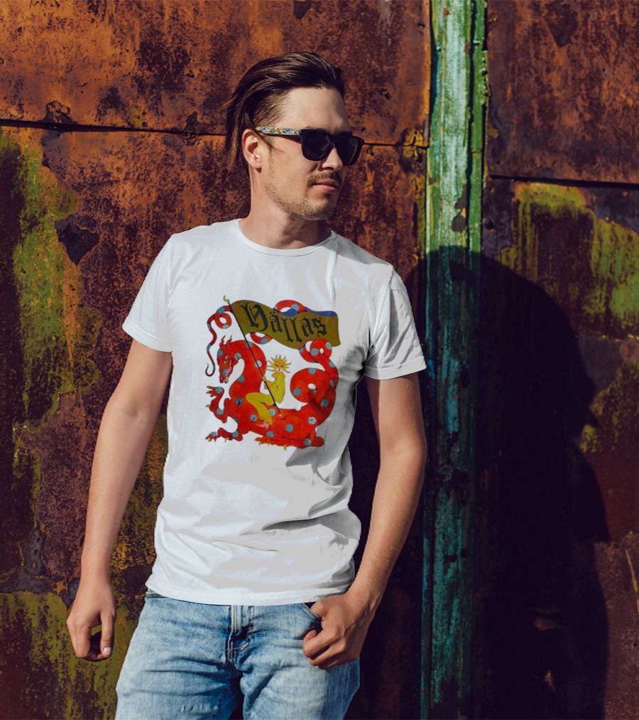 Hällas Flower Knight Riding Red Polka Dot Dragon T-Shirt