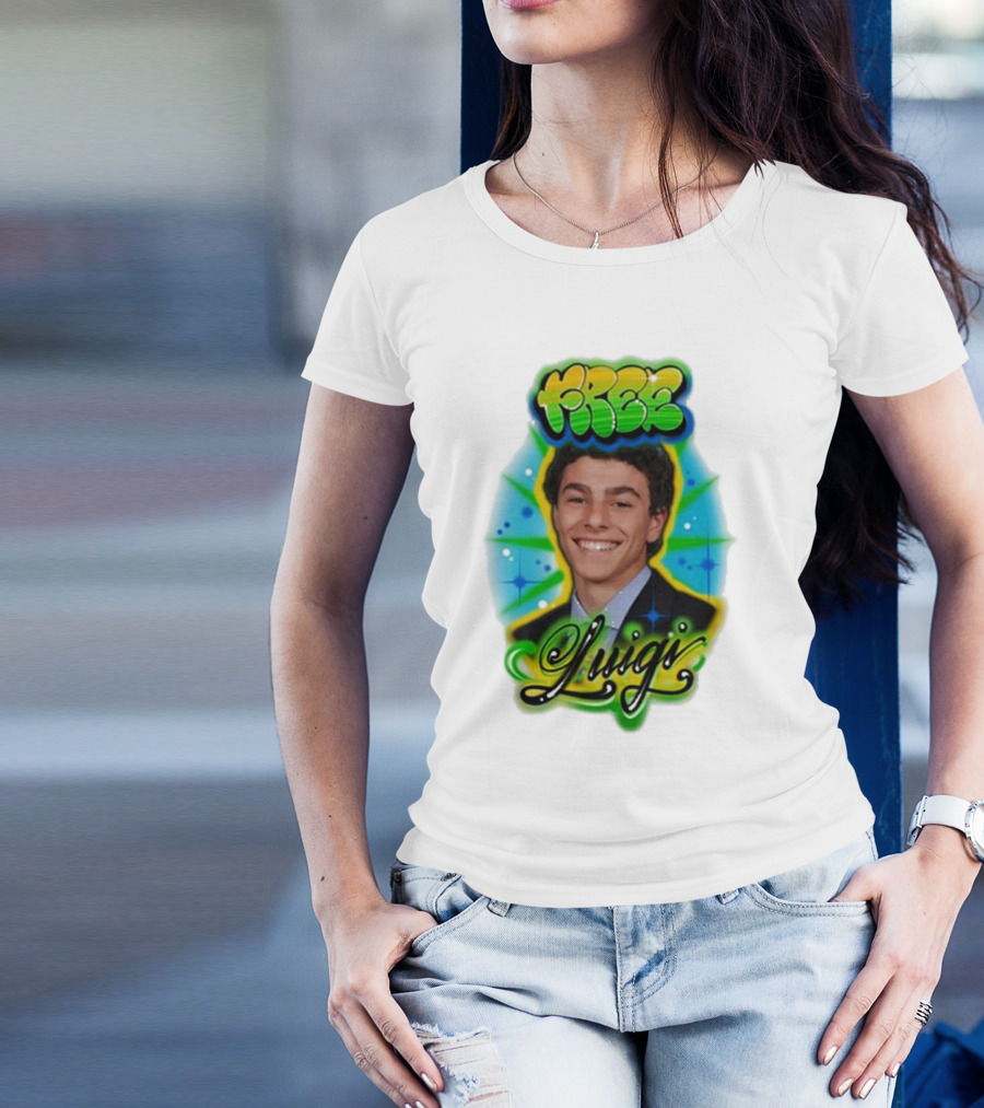 Free Luigi Keiajah Airbrush Style T-Shirt
