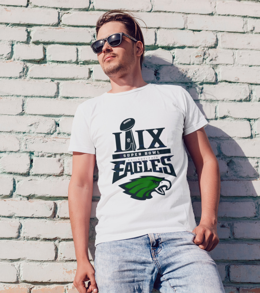 LIX Super Bowl Philadelphia Eagles Trophy And Logo T-Shirt