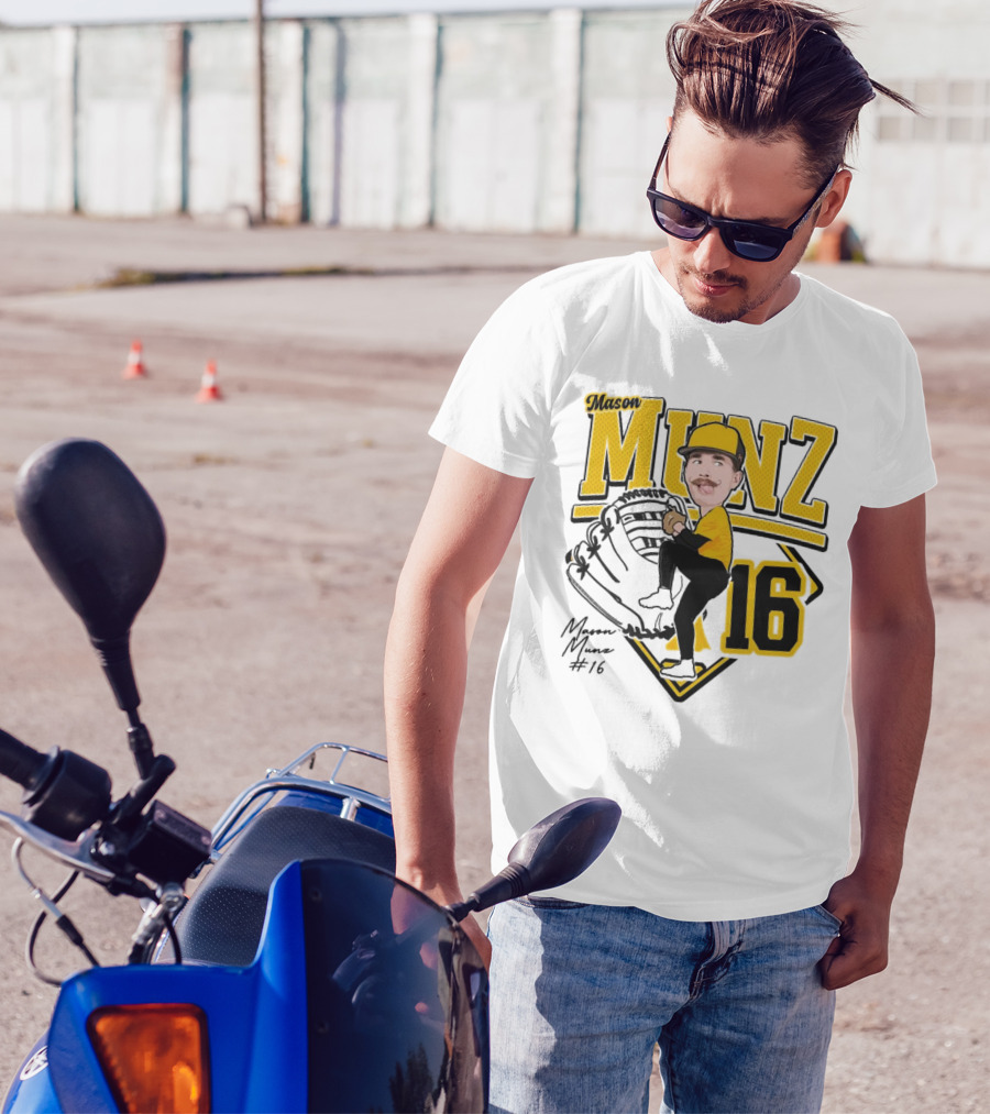 Mason Munz Baseball 2025 Player 16 Caricature T-Shirt