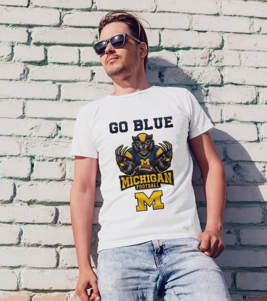 Go Blue Michigan Football Wolverine Mascot M T-Shirt