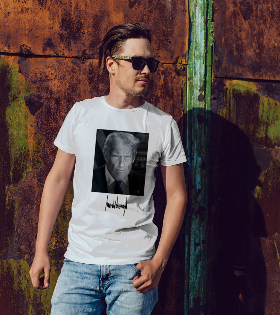 President Donald Trump Inauguration Signature Portrait T-Shirt