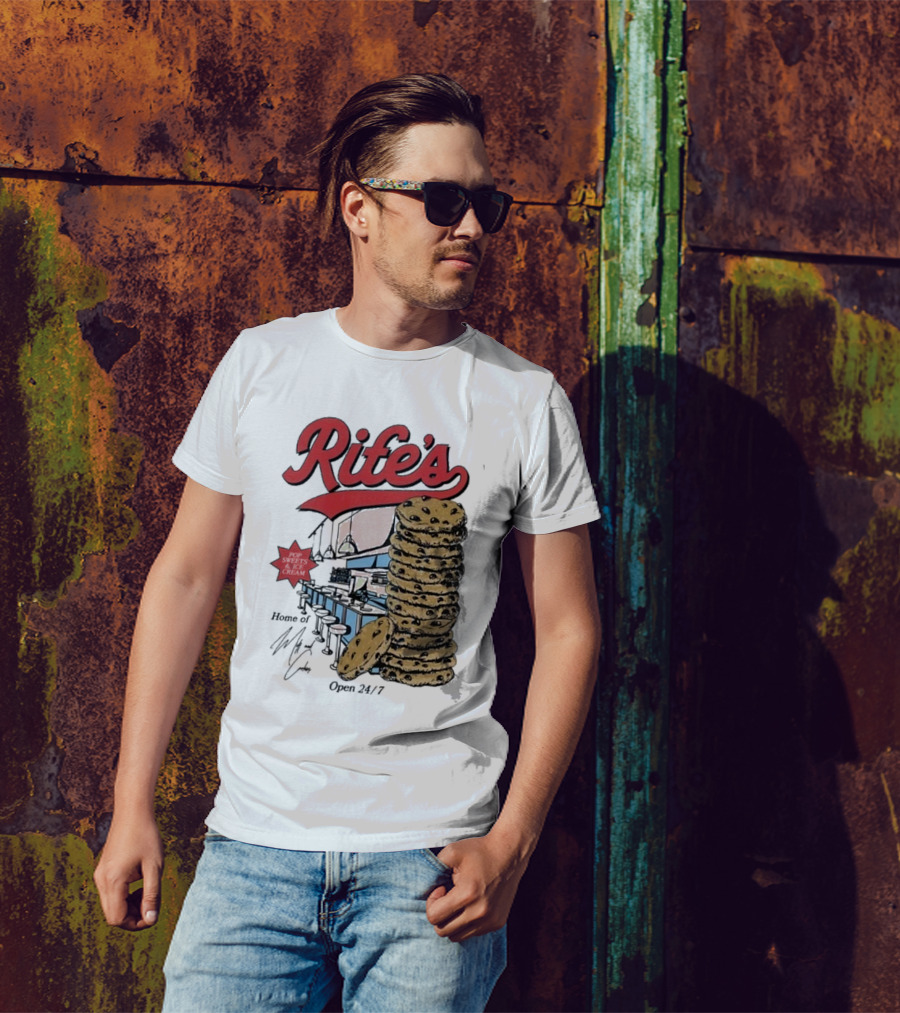 Rife's Diner 2025 Cookie Stack Retro Style T-Shirt