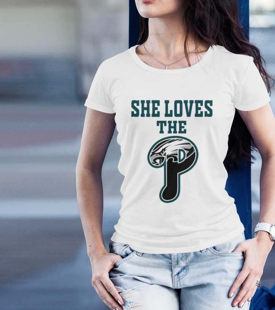 She Loves The Philadelphia Eagles P Birds Football T-Shirt