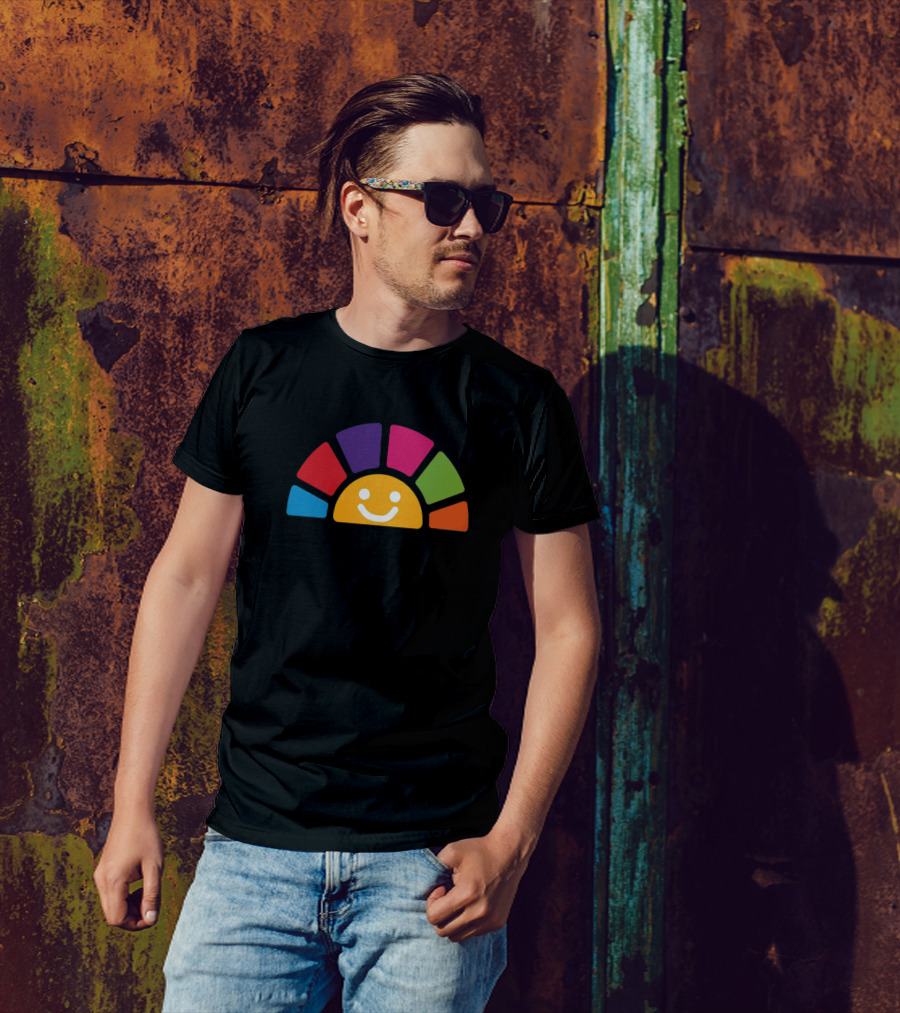 Cute Otter Pops Chibi Smiling Rainbow Sunburst T-Shirt