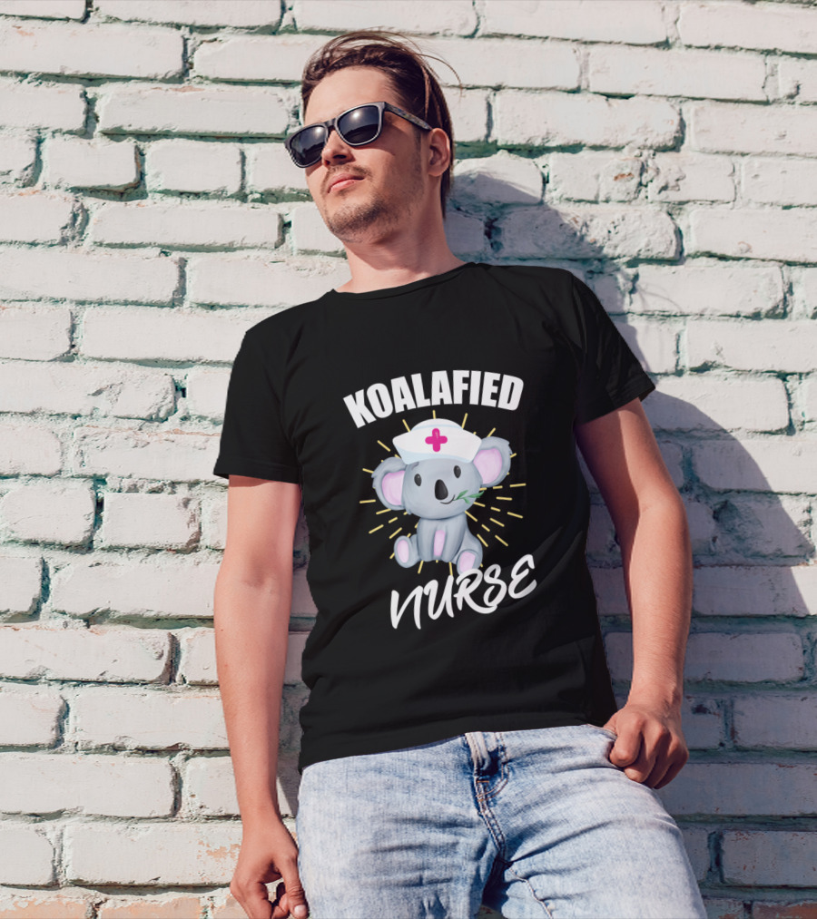Koalafied Nurse Koala With Nurse Hat And Bear Forest T-Shirt