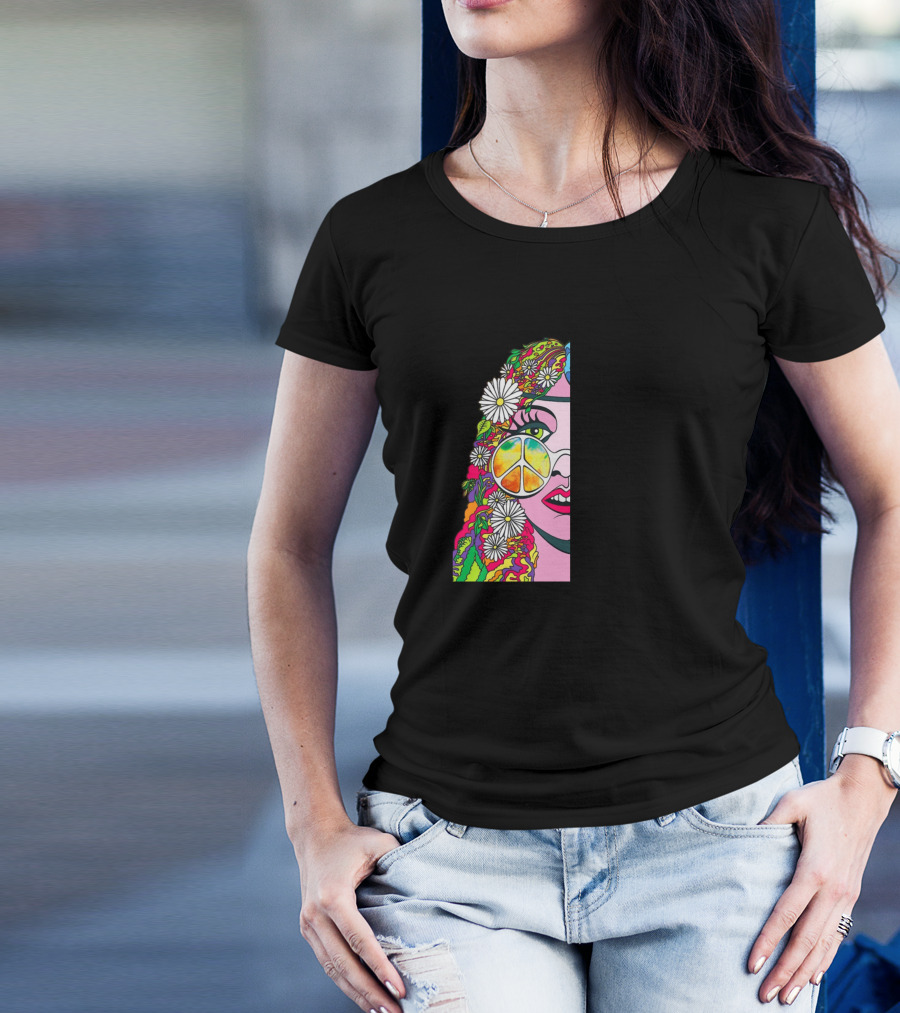Daisies In My Hair Peace In My Soul And Love In My Heart Hippie Girl T-Shirt