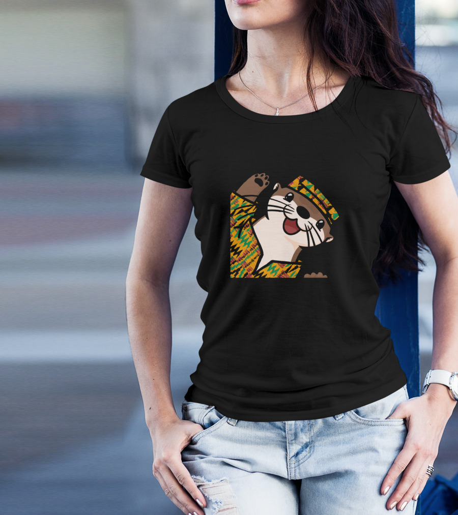 Happy Kwanzaa Otter In Kente Cloth Hat T-Shirt