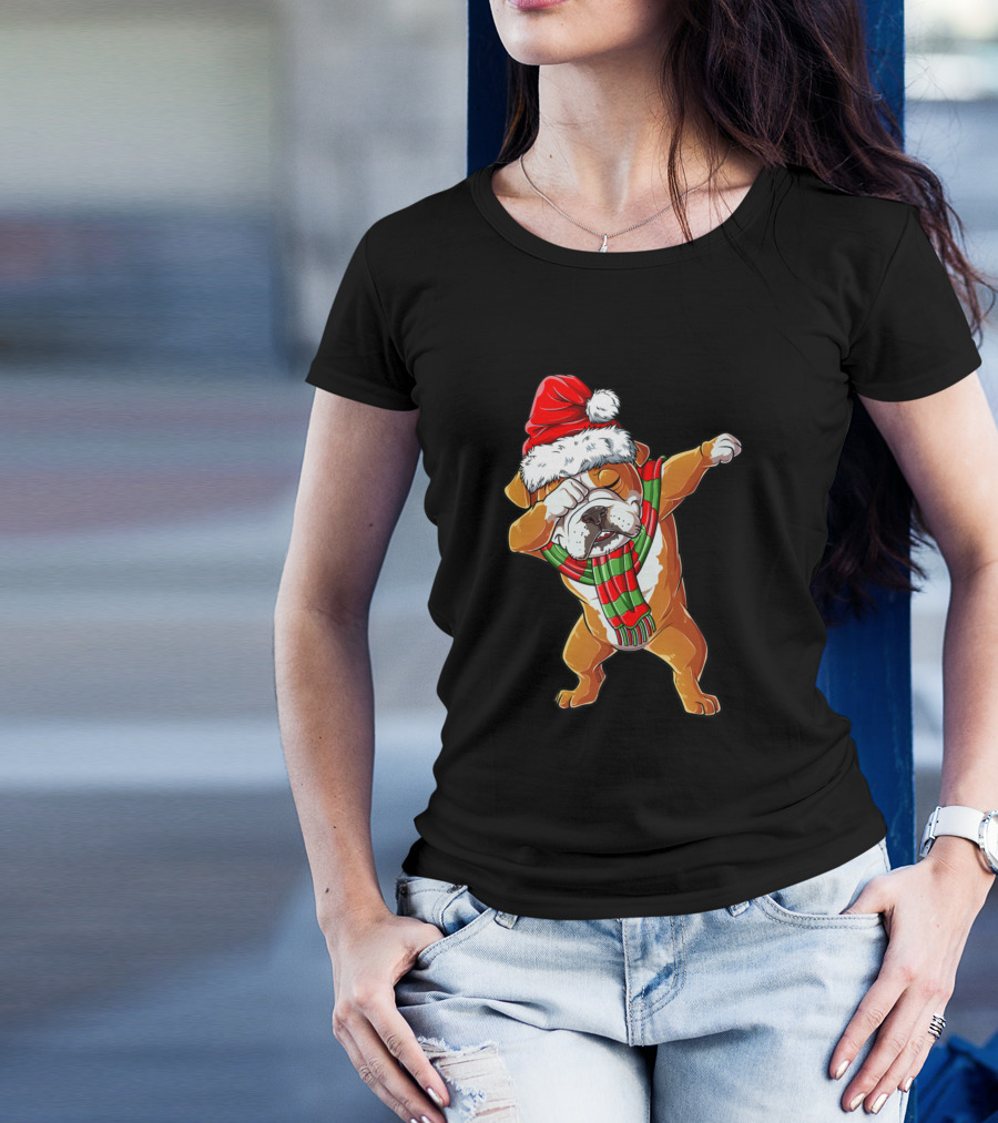 Dabbing English Bulldog Christmas Santa Hat And Scarf T-Shirt