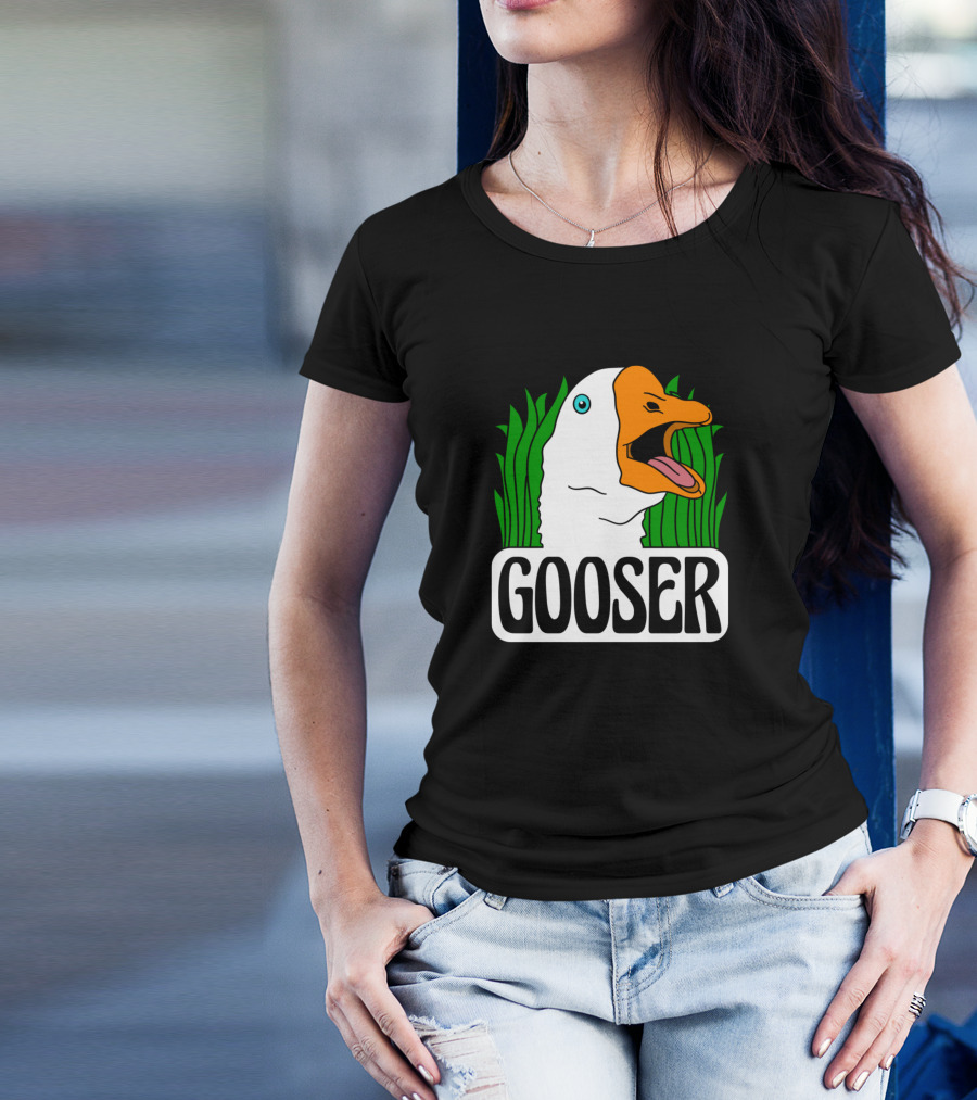 Gooser Funny Goose In Grass T-Shirt
