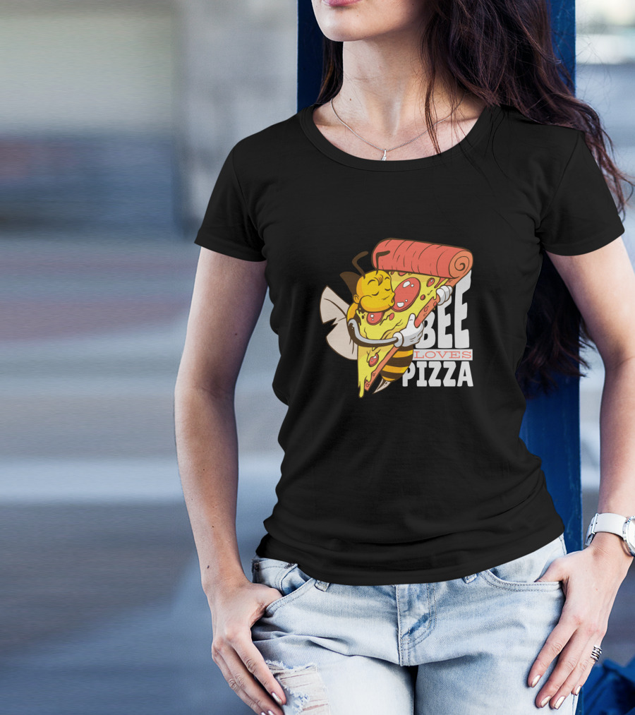 Bee Loves Pizza Hugging Funny Fastfood T-Shirt