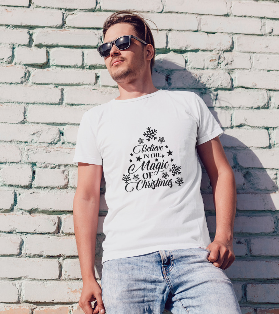 Believe In The Magic Of Christmas Snowflakes And Stars T-Shirt