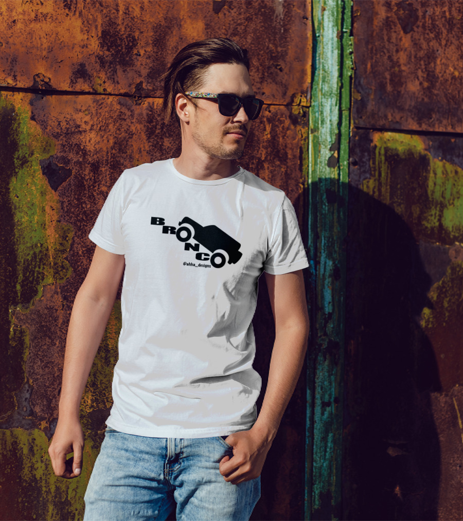 BRNCO Buckin Bronco 4x4 Off-Road Adventure @ahha_designs T-Shirt
