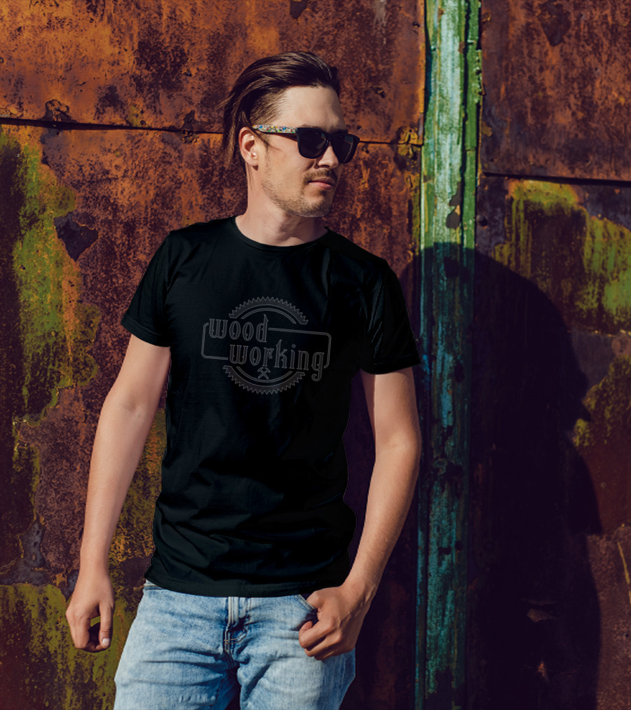 Woodworking Saw Blade And Hammer T-Shirt