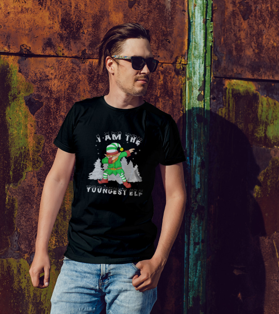 I Am The Youngest Elf Dabbing Christmas Scene T-Shirt