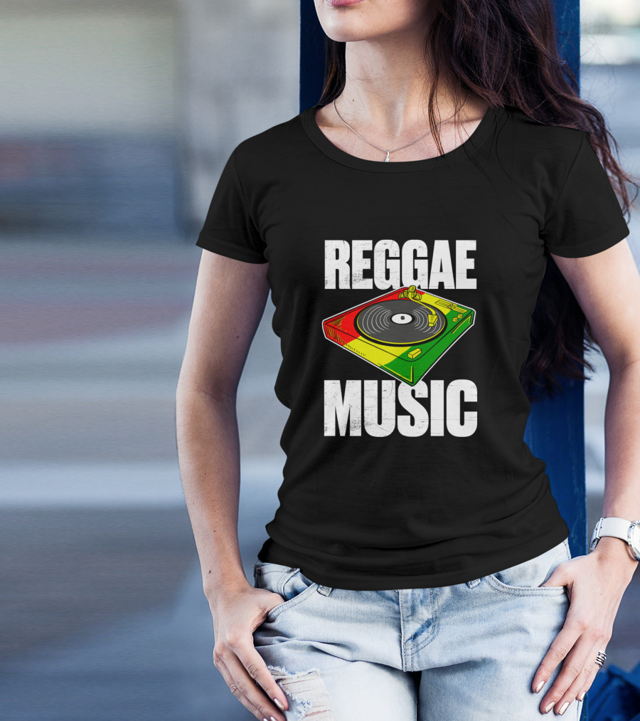 Reggae Music Vinyl Turntable For Reggae Lovers And Vinyl Collectors T-Shirt