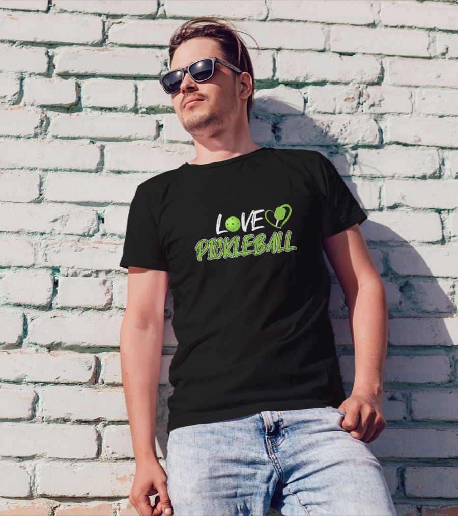 Love Pickleball Funny Pickle Ball Player Fan T-Shirt