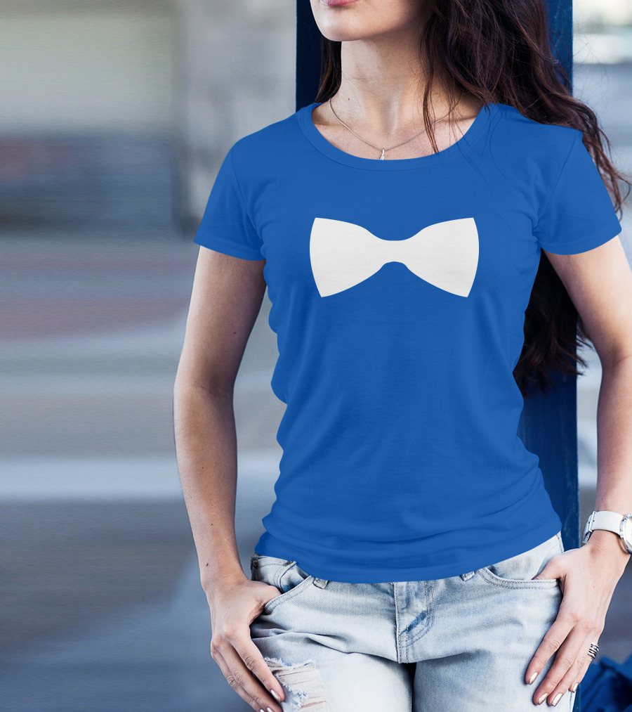 Bow Tie Icon Minimalist T-Shirt