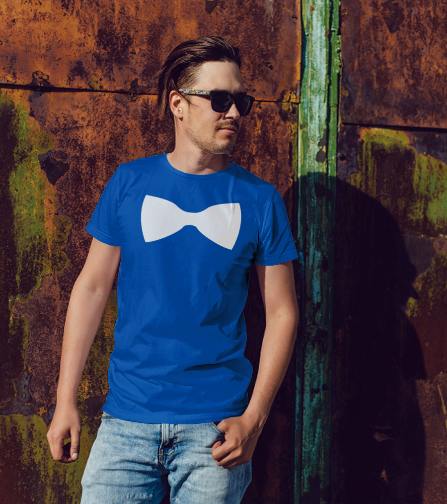 Bow Tie Icon Minimalist T-Shirt