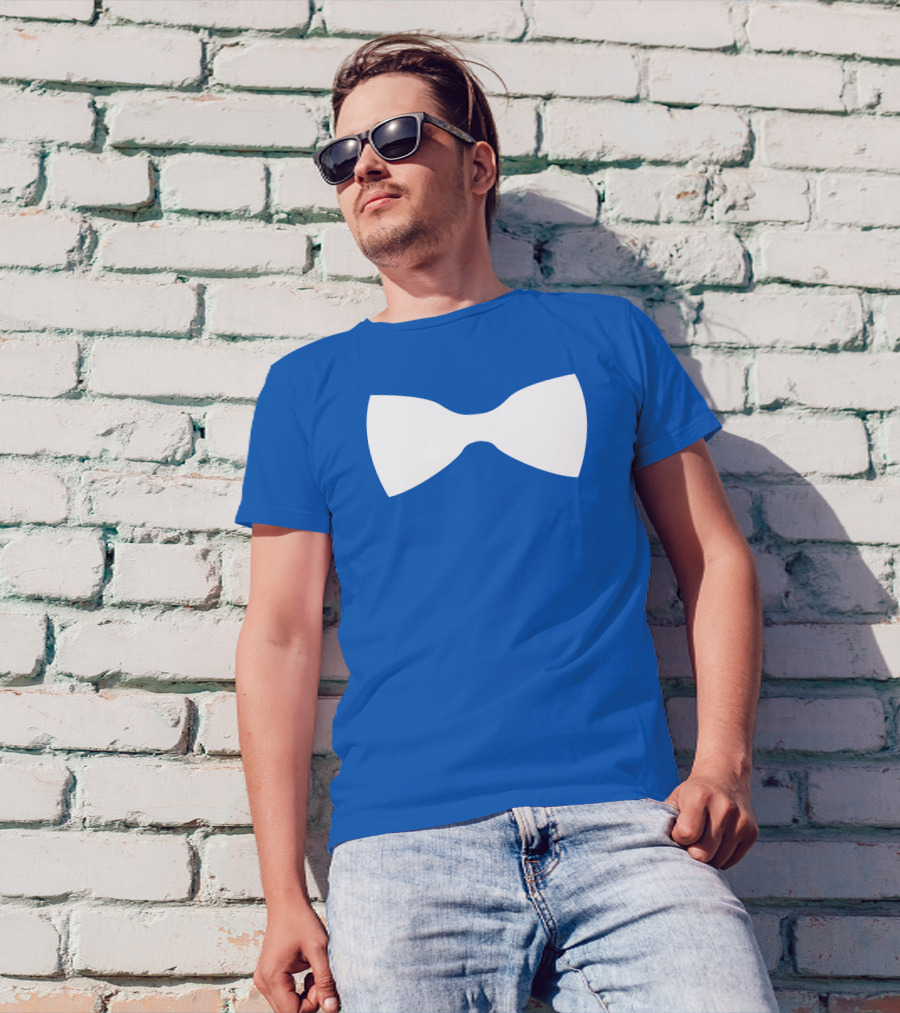 Bow Tie Icon Minimalist T-Shirt