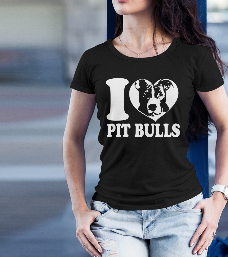 I Love Pit Bulls Heart Pit Bull T-Shirt