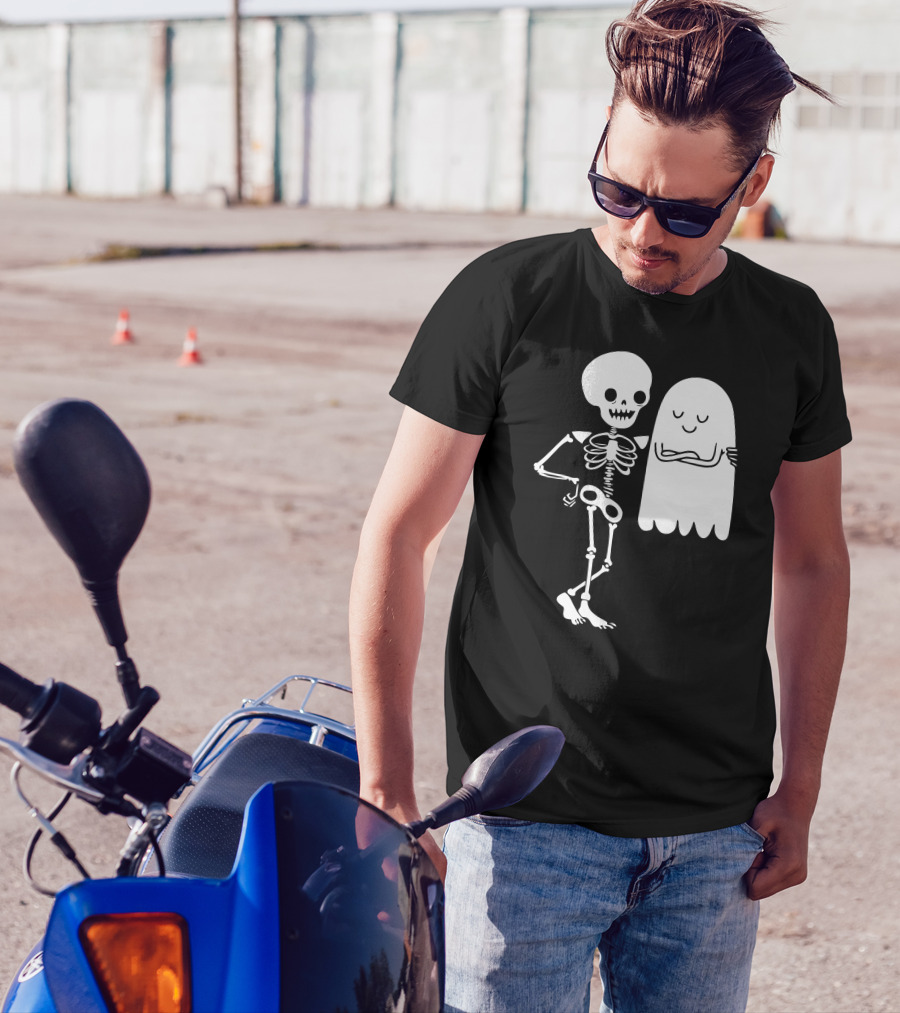 Body And Soul Skeleton And Ghost Hugging T-Shirt