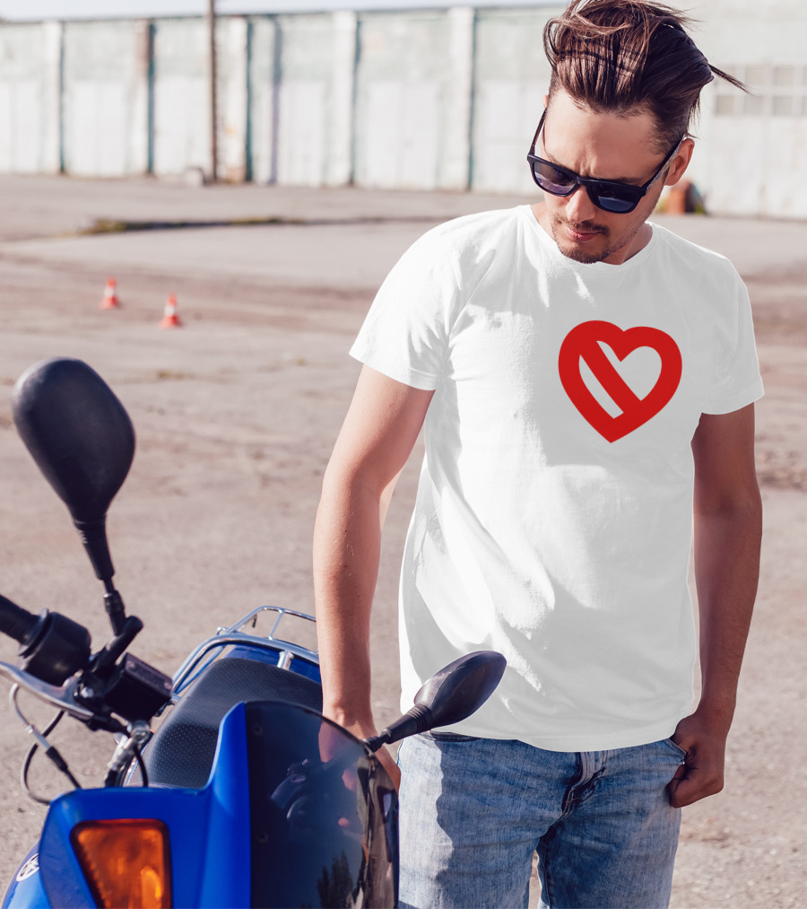 Don’t Heart Valentine’s Day Broken Heart T-Shirt