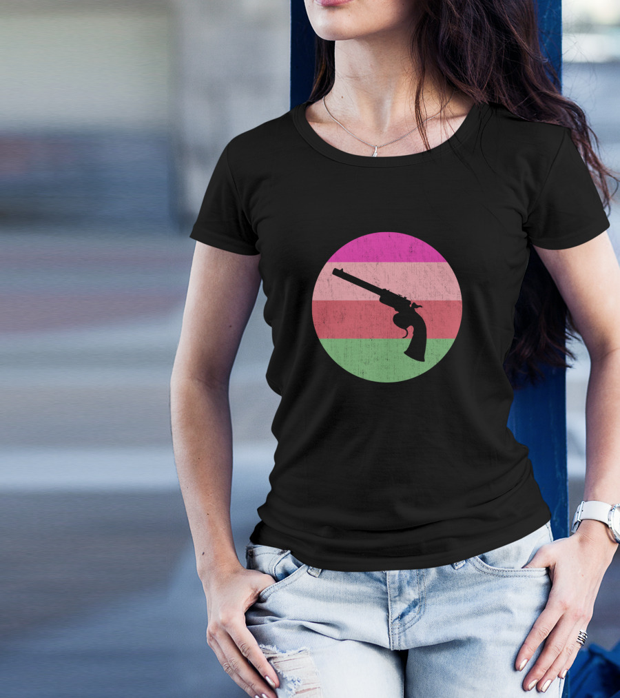 Retro Gun Vintage Striped Circle T-Shirt