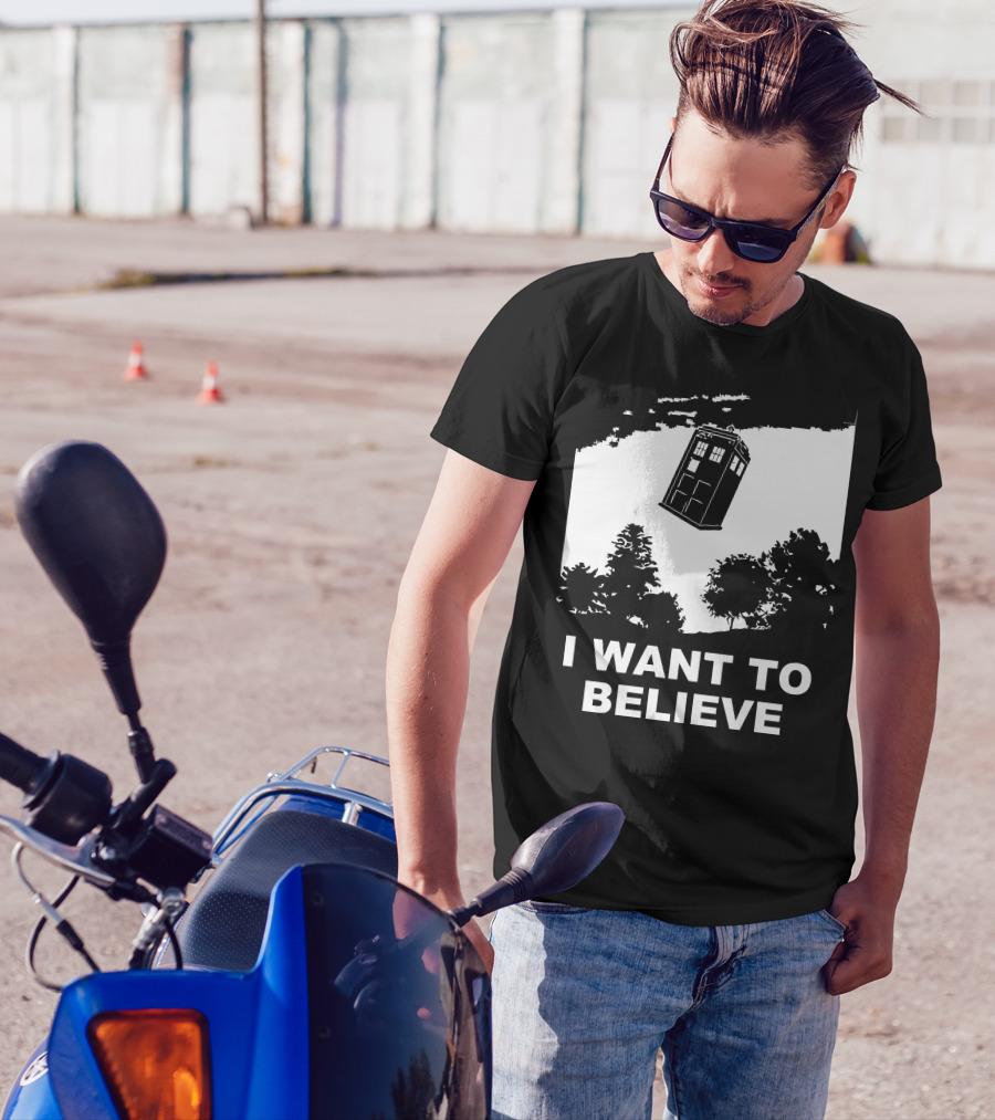 I Want To Believe Doctor Who TARDIS UFO T-Shirt