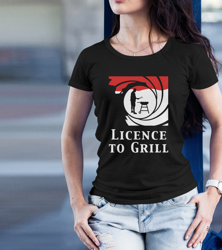 Licence To Grill Silhouette Circle Barbecue Scene T-Shirt